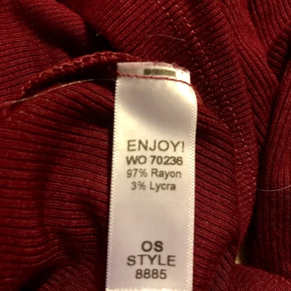 Michael Stars Cold Shoulder Top burgundy - Picture 4 of 6